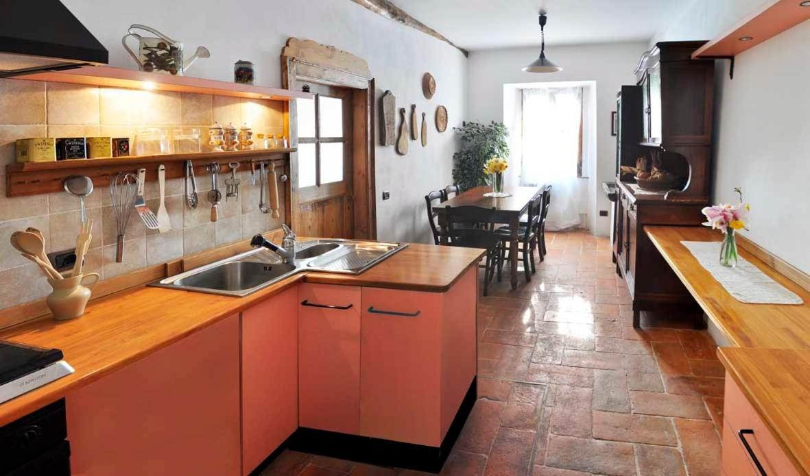 B&B Aquarelle Фаджето-Ларио Экстерьер фото