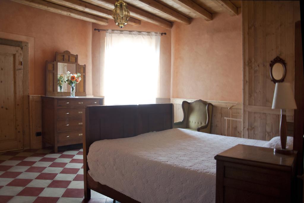 B&B Aquarelle Фаджето-Ларио Экстерьер фото